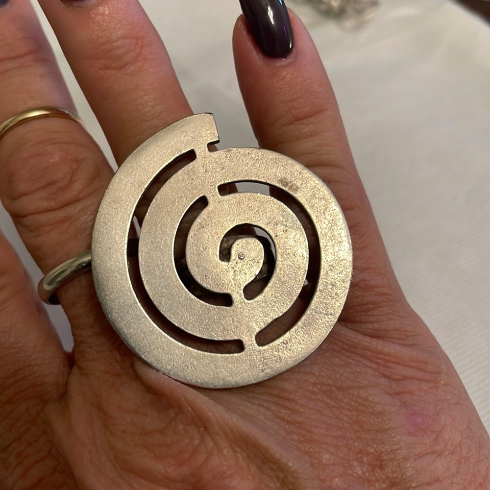 155  Silver swirl ring adjustable